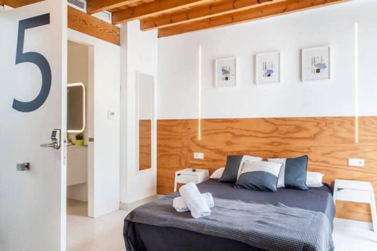 Apartamento Soleado En Plaza Del Carmen Валенсия Экстерьер фото