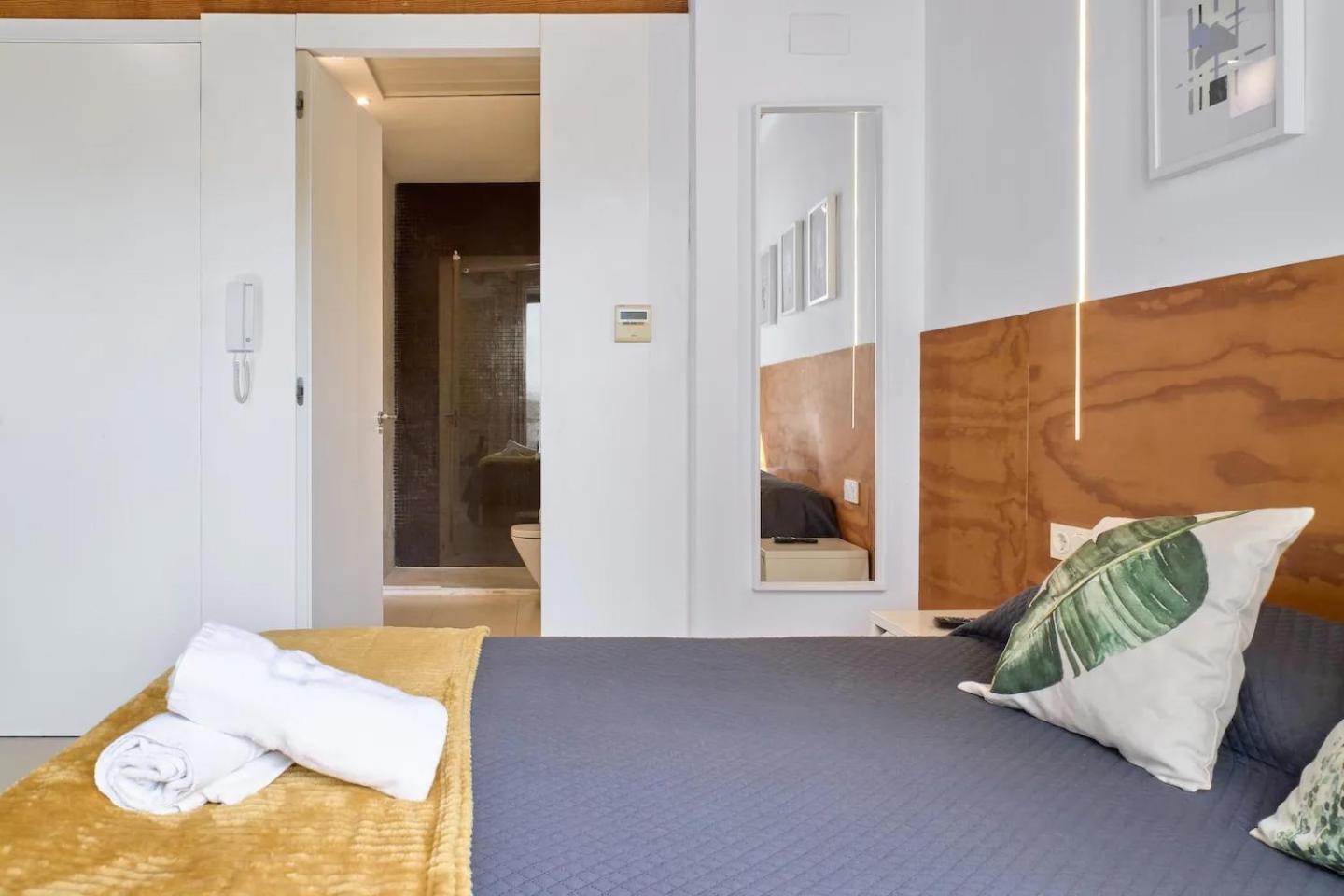 Apartamento Soleado En Plaza Del Carmen Валенсия Экстерьер фото
